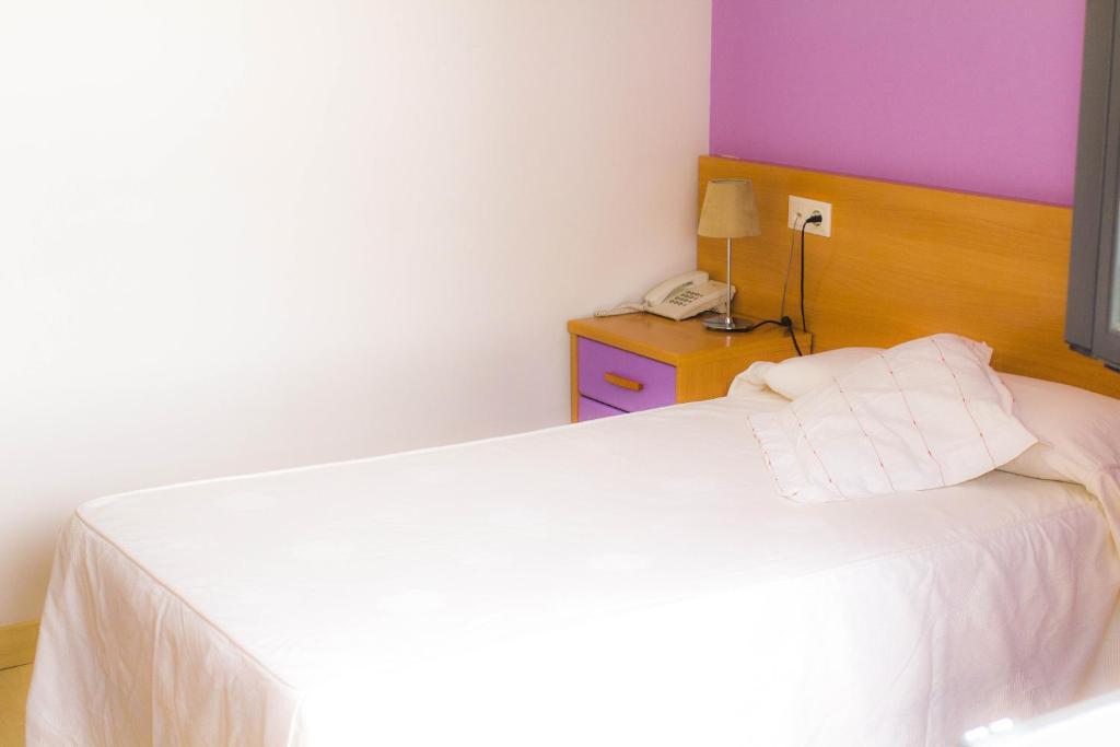 Hotel Restaurante Caracho Corella Room photo